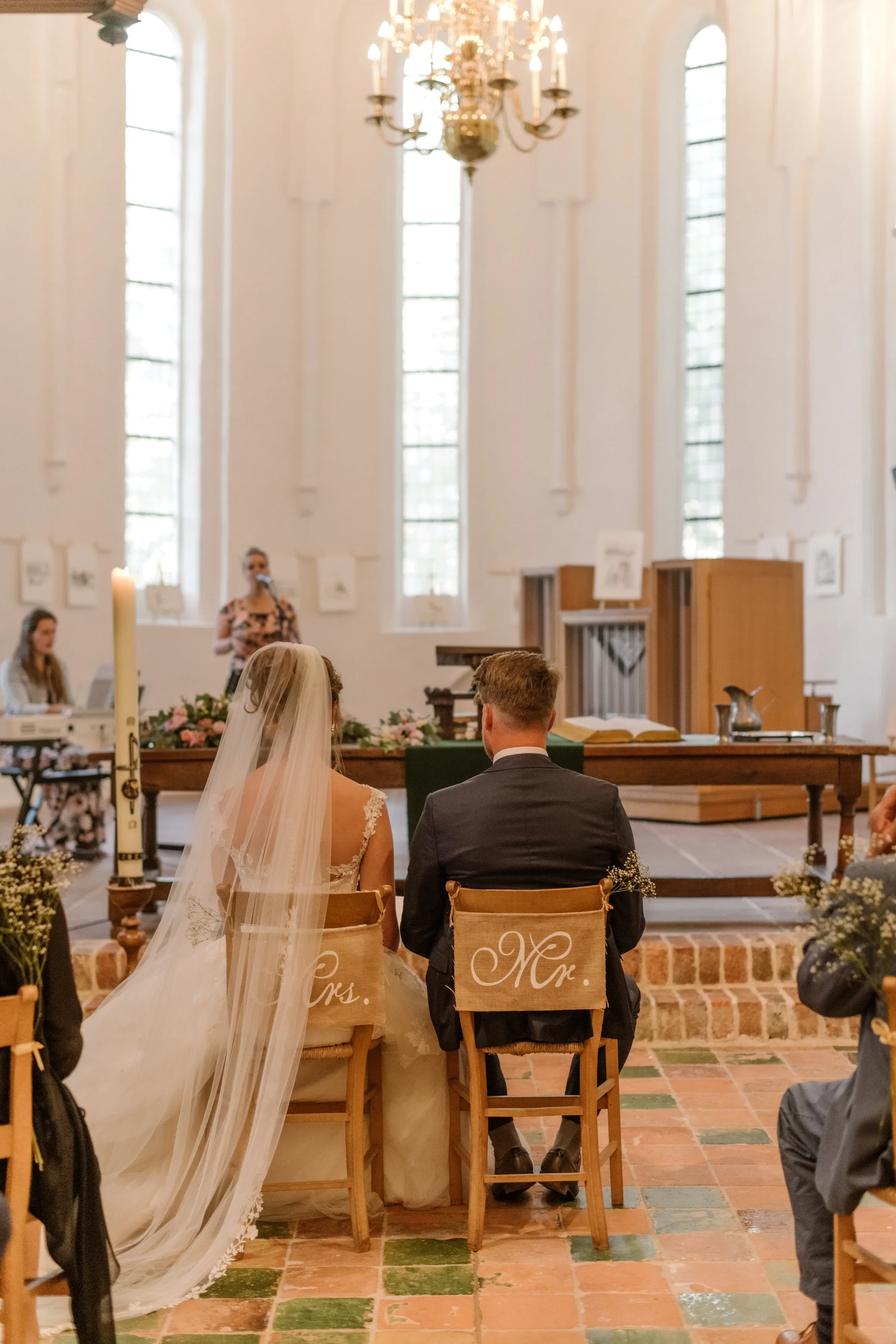 Bruidspaar bij ceremonir