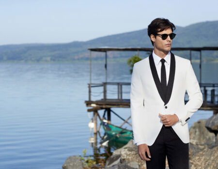 Moderne Black Tie