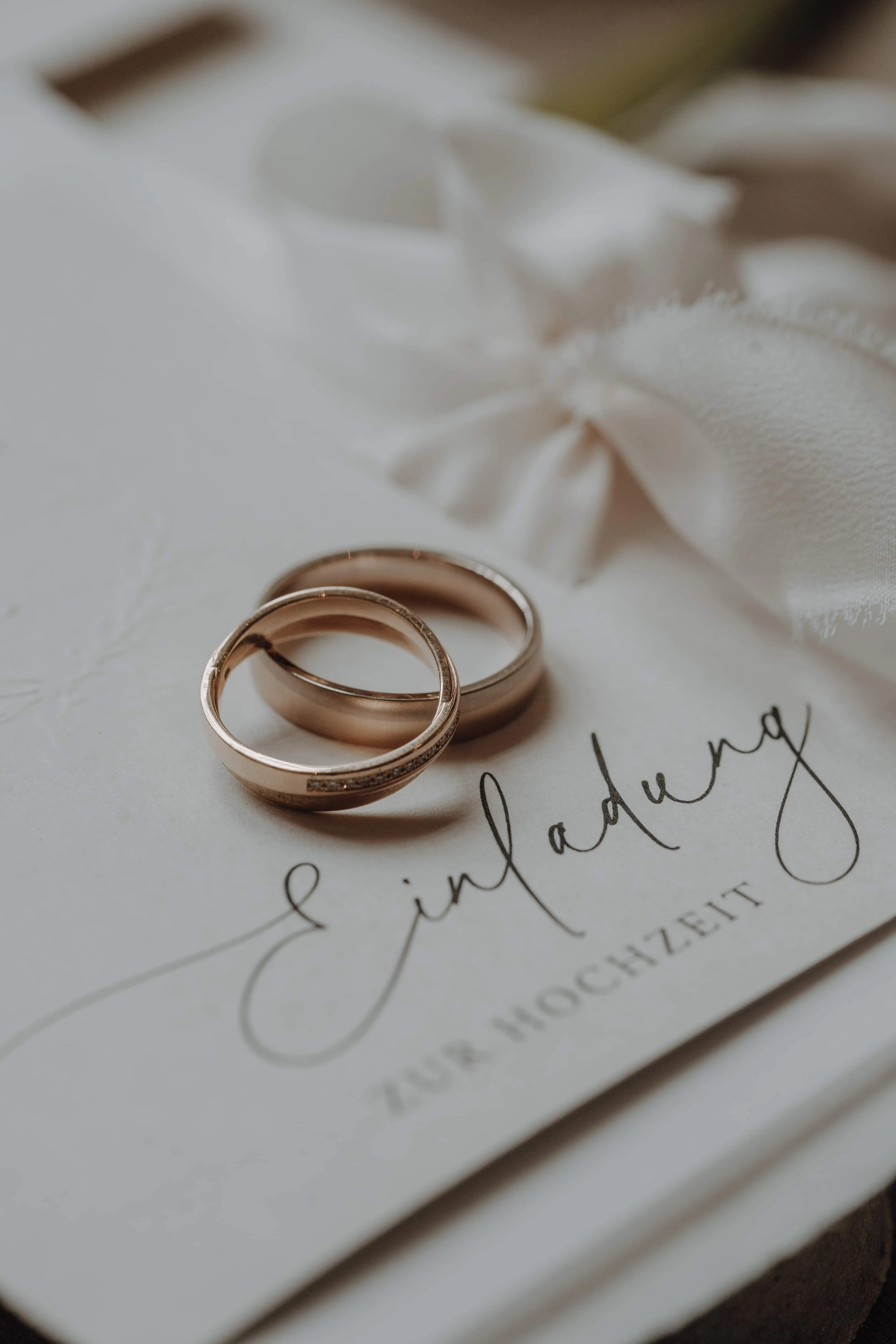 Trouwringen close up.