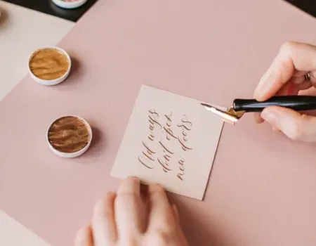 Personaliseer jullie bruiloft met DIY decoraties