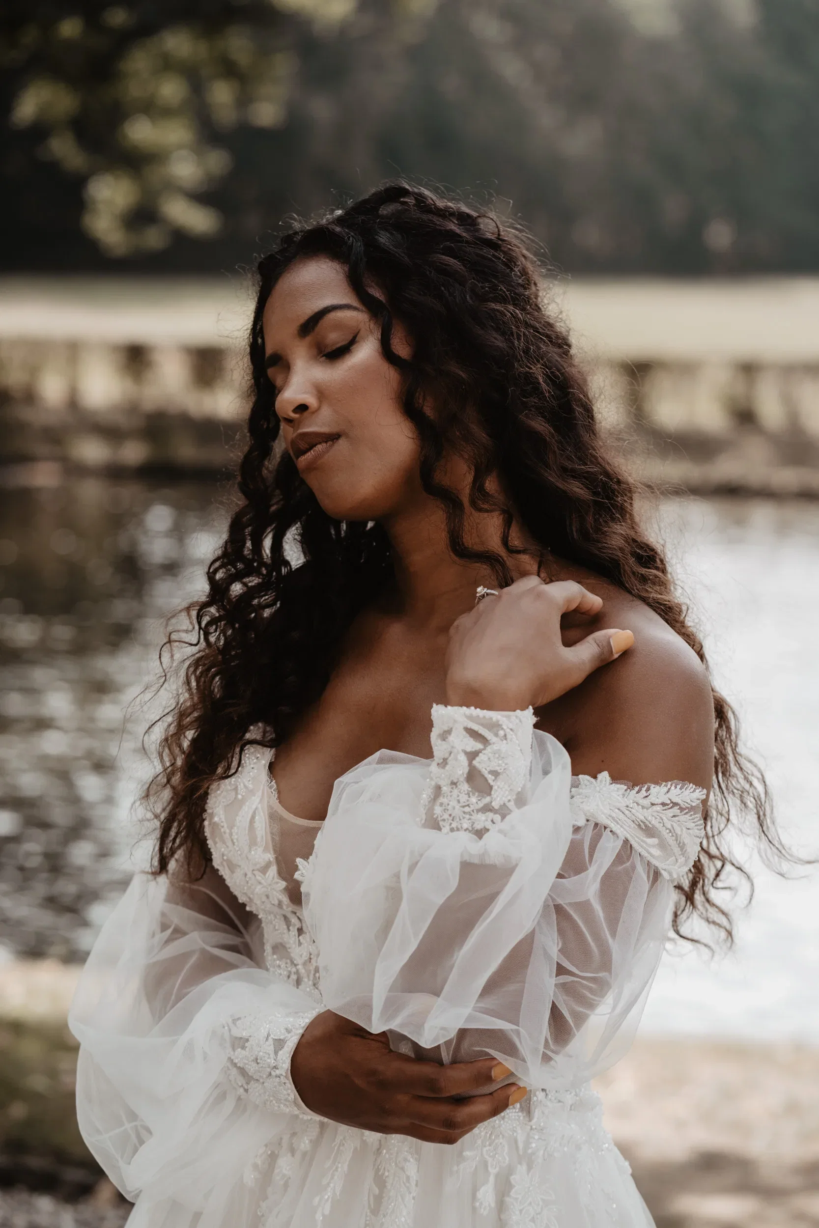 Bruid met krullend haar