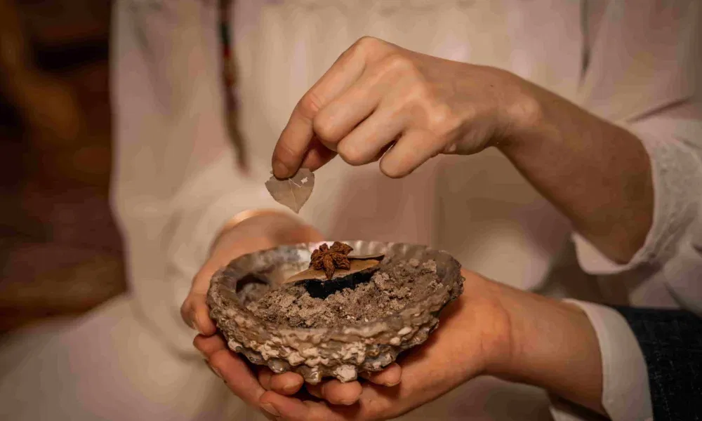 Symboliek & spiritualiteit: niet-traditionele huwelijksrituelen Symboliek & spiritualiteit: niet-traditionele huwelijksrituelen