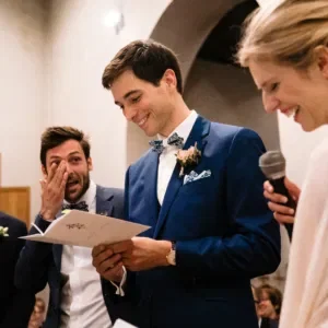 Bruidspaar dat aan het trouwen is 