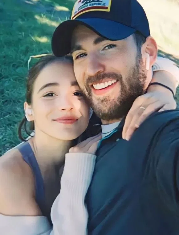 Het stel Chris Evans en Alba Baptista