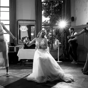 Bruidspaar op hun trouwfeest