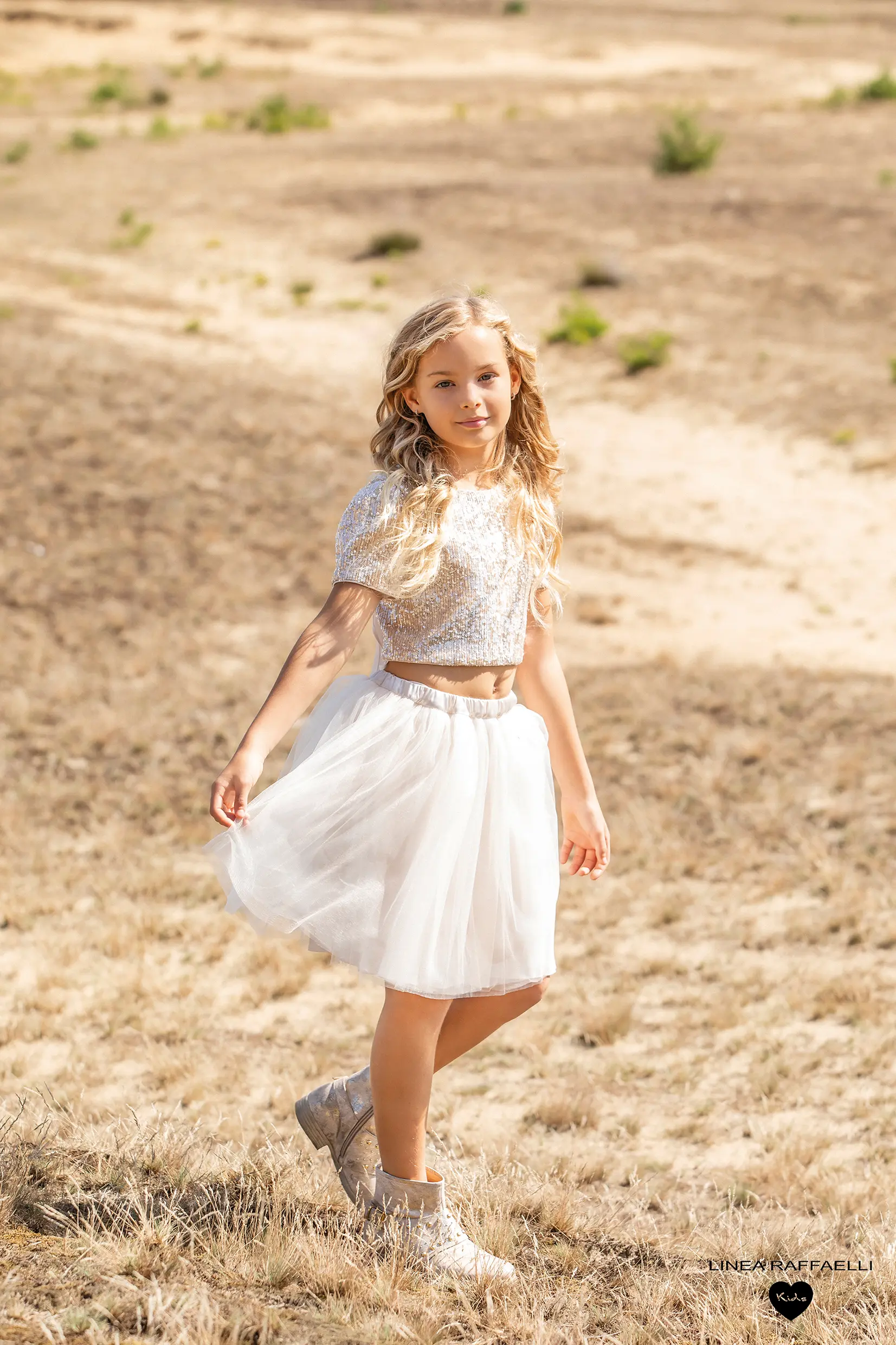 Meisje met losse krul haren