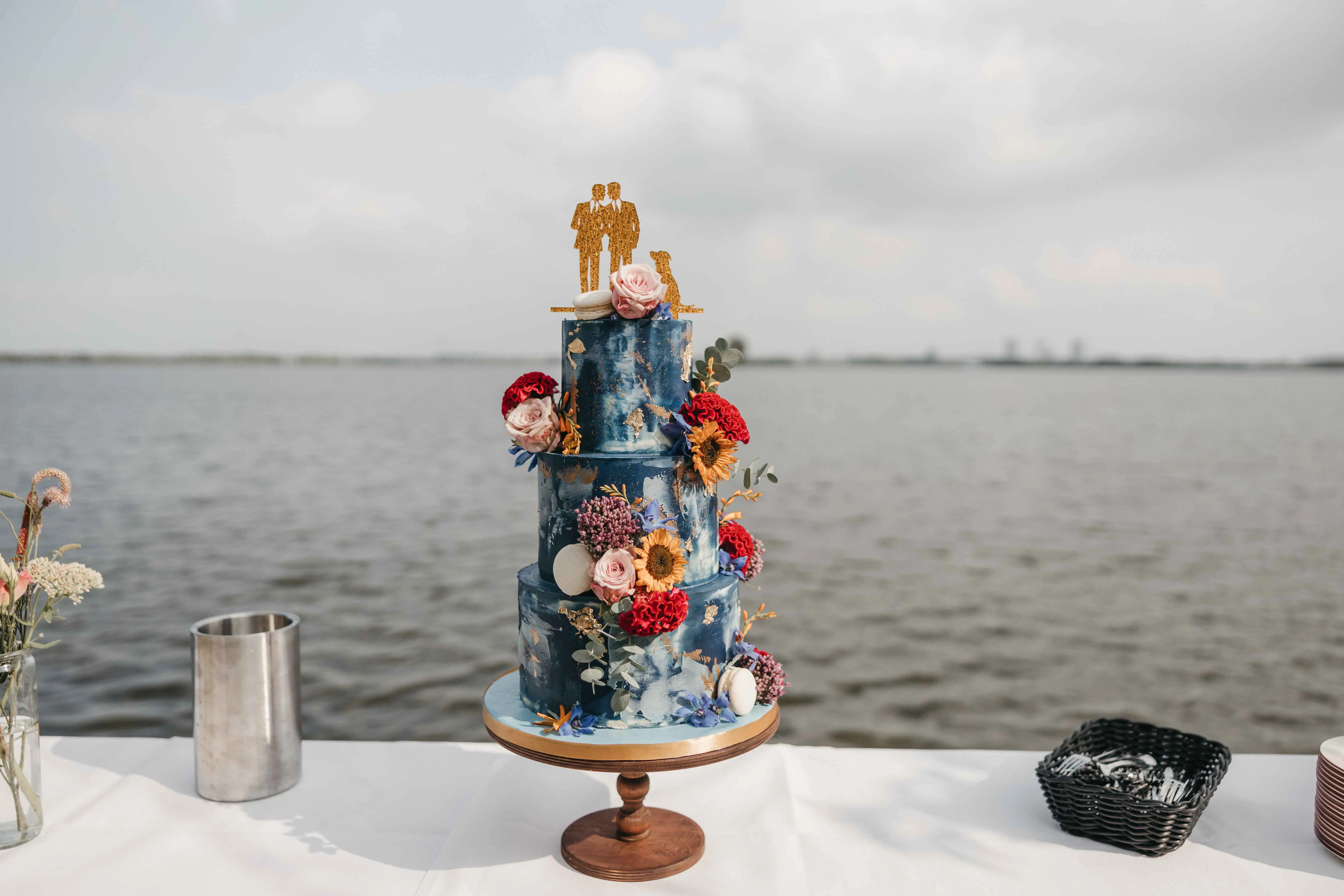 regenboogvlag, gay wedding, homo huwelijk, real life wedding, Jory en Emiel