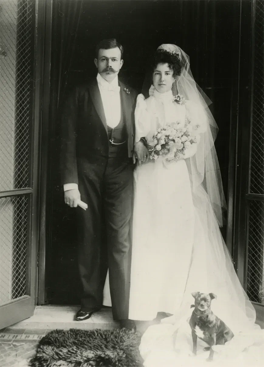 Trouwfoto van Catharina Jacoba Johanna Verbroek, 1896, Kunstmuseum Den Haag.