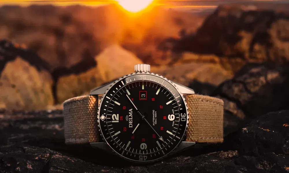 Klassiek maar stoer horloge van Delma horloges voor de bruidegom.